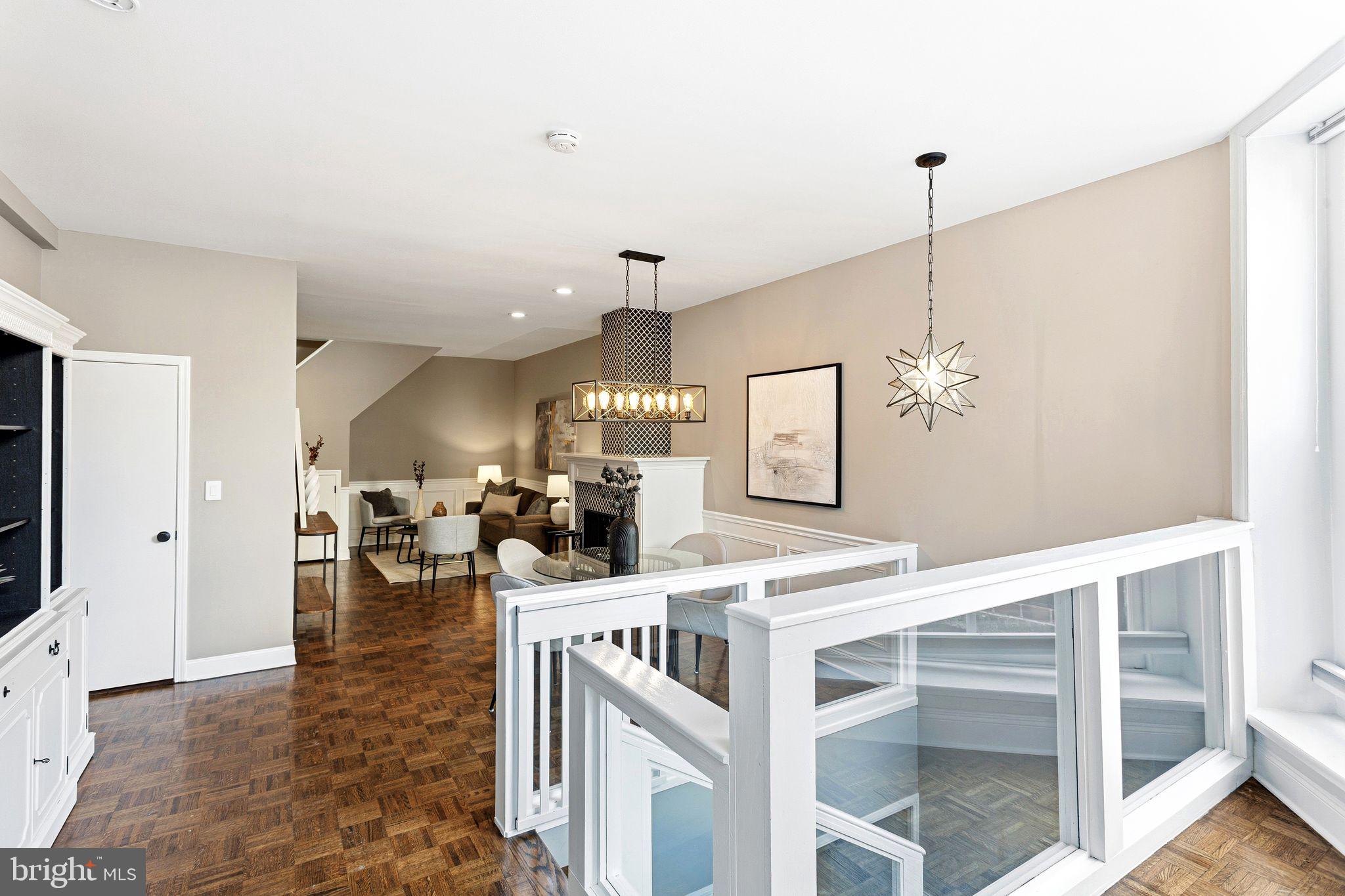 SOCIETY HILL - Residential