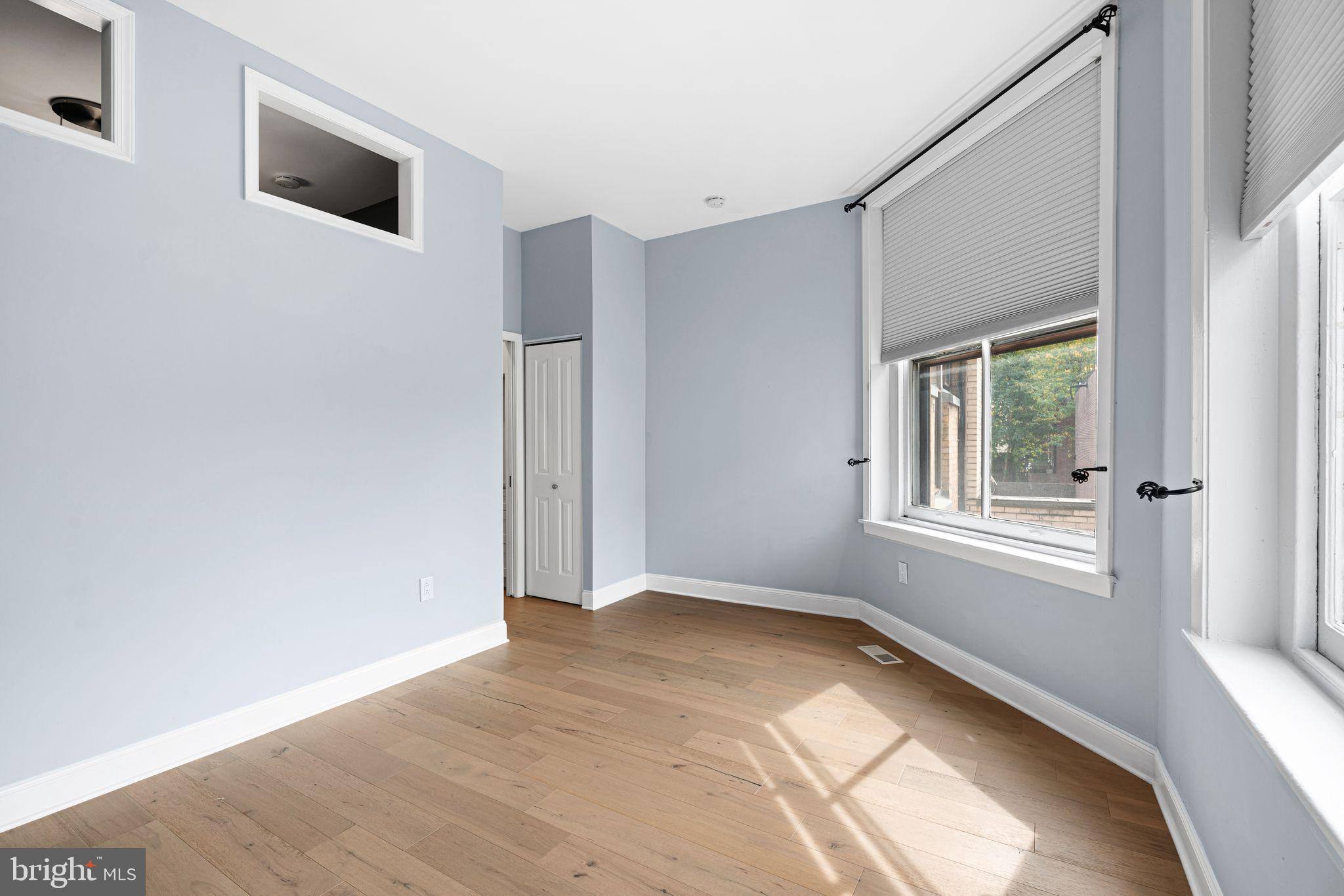 SOCIETY HILL - Residential