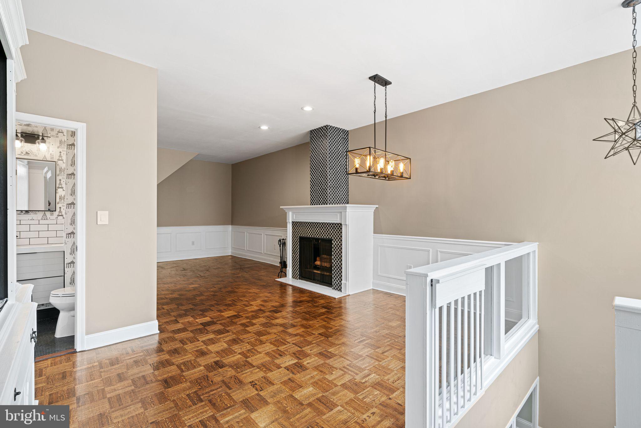 SOCIETY HILL - Residential