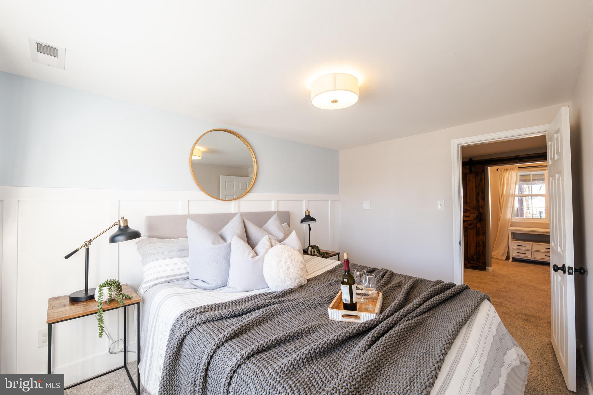 BOWLEYS QUARTERS - Residential