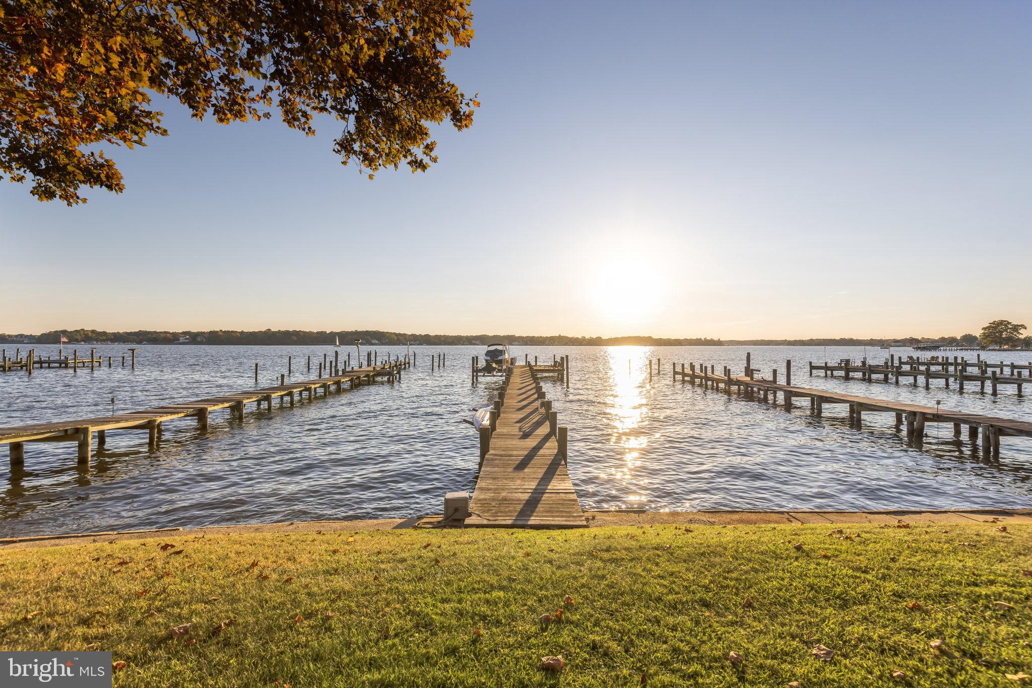 BOWLEYS QUARTERS - Residential