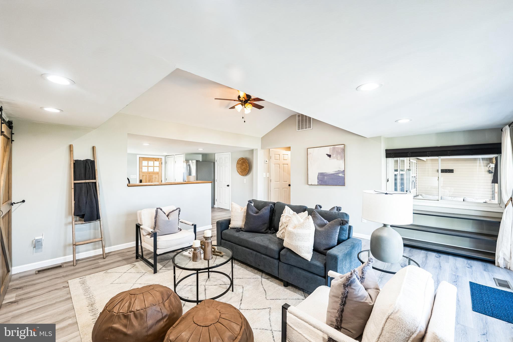 BOWLEYS QUARTERS - Residential