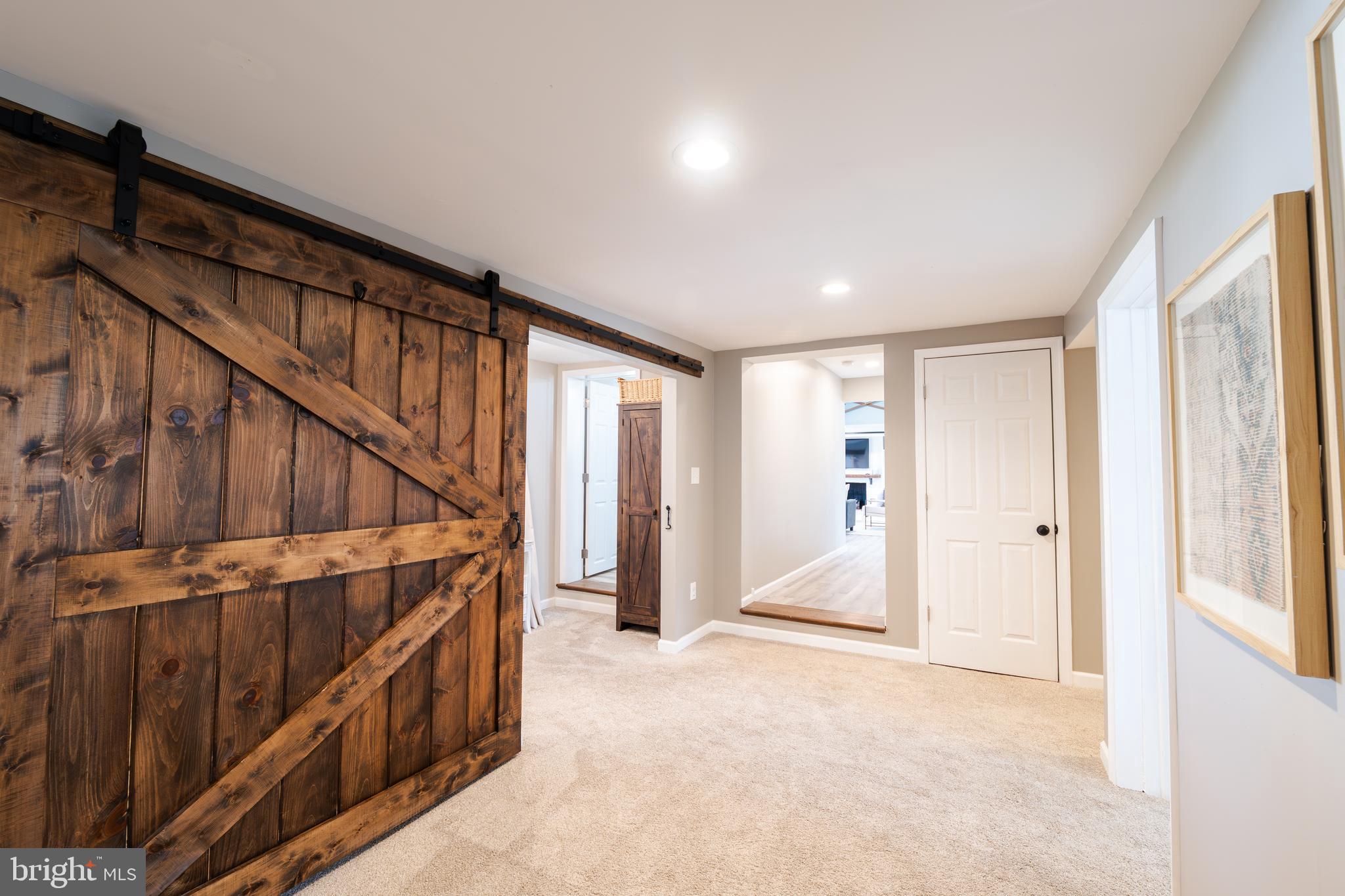 BOWLEYS QUARTERS - Residential