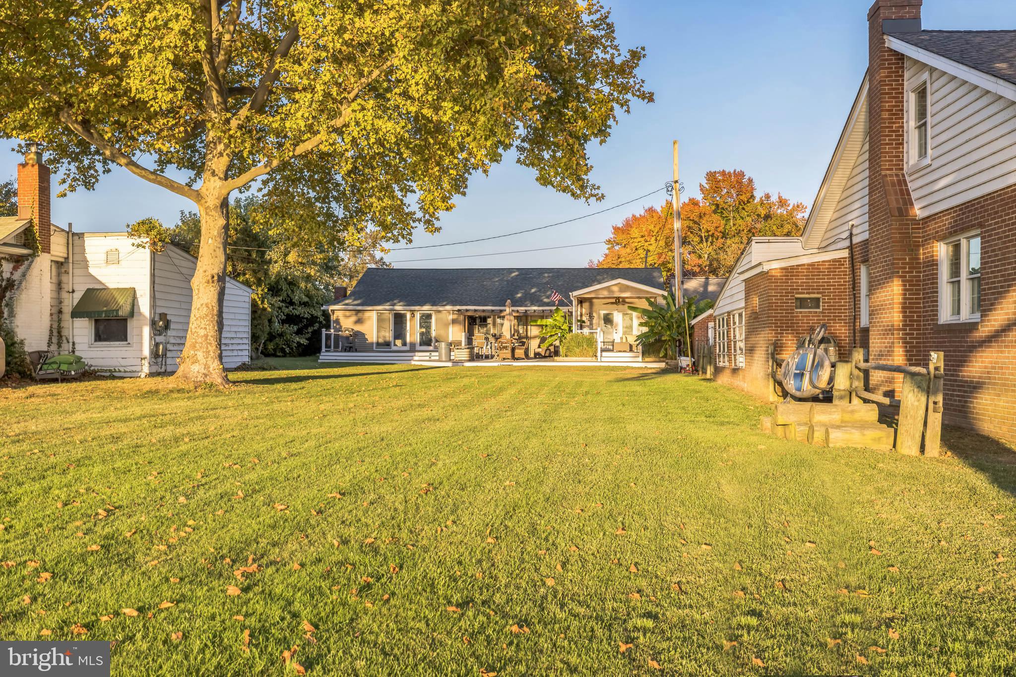 BOWLEYS QUARTERS - Residential