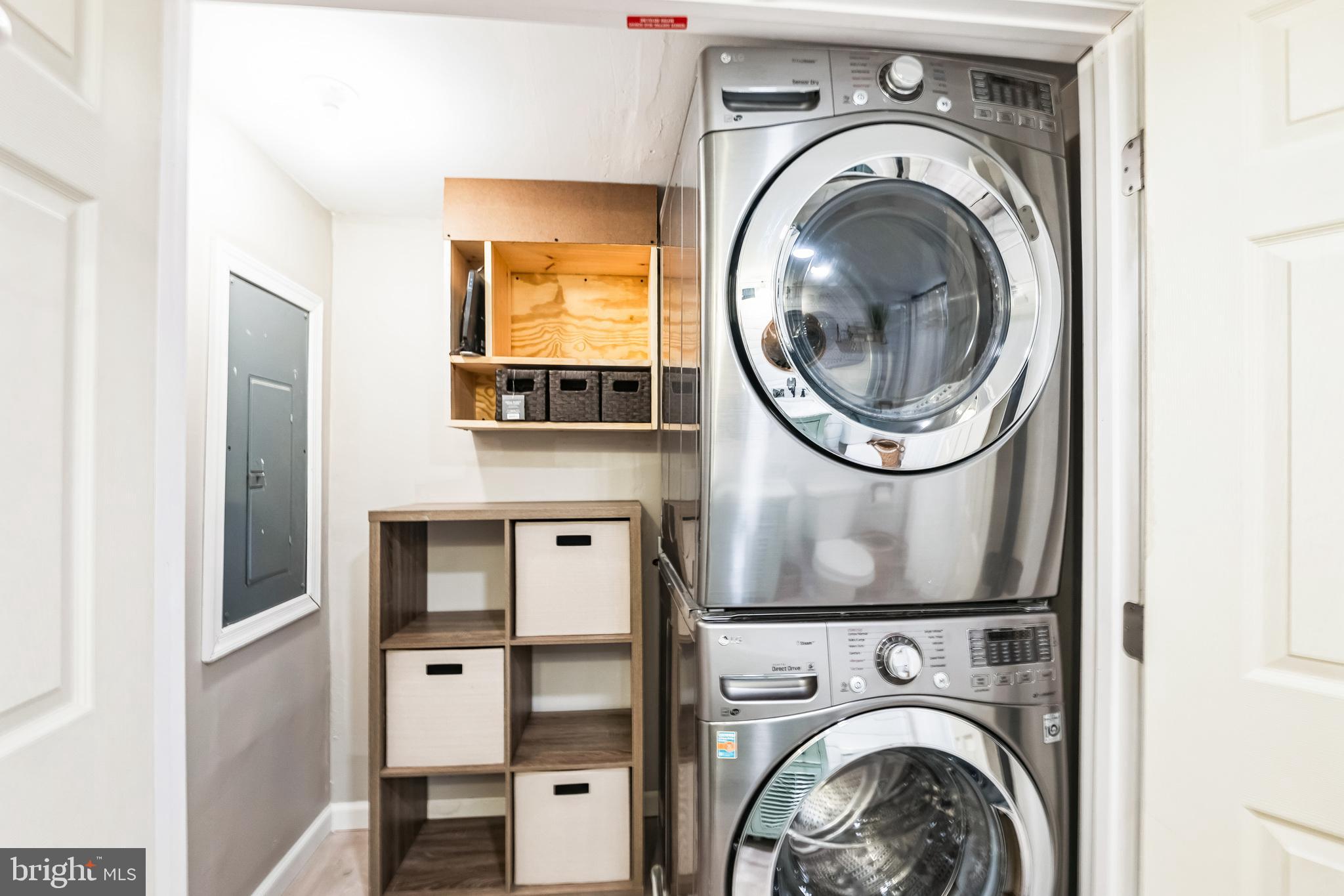 BOWLEYS QUARTERS - Residential