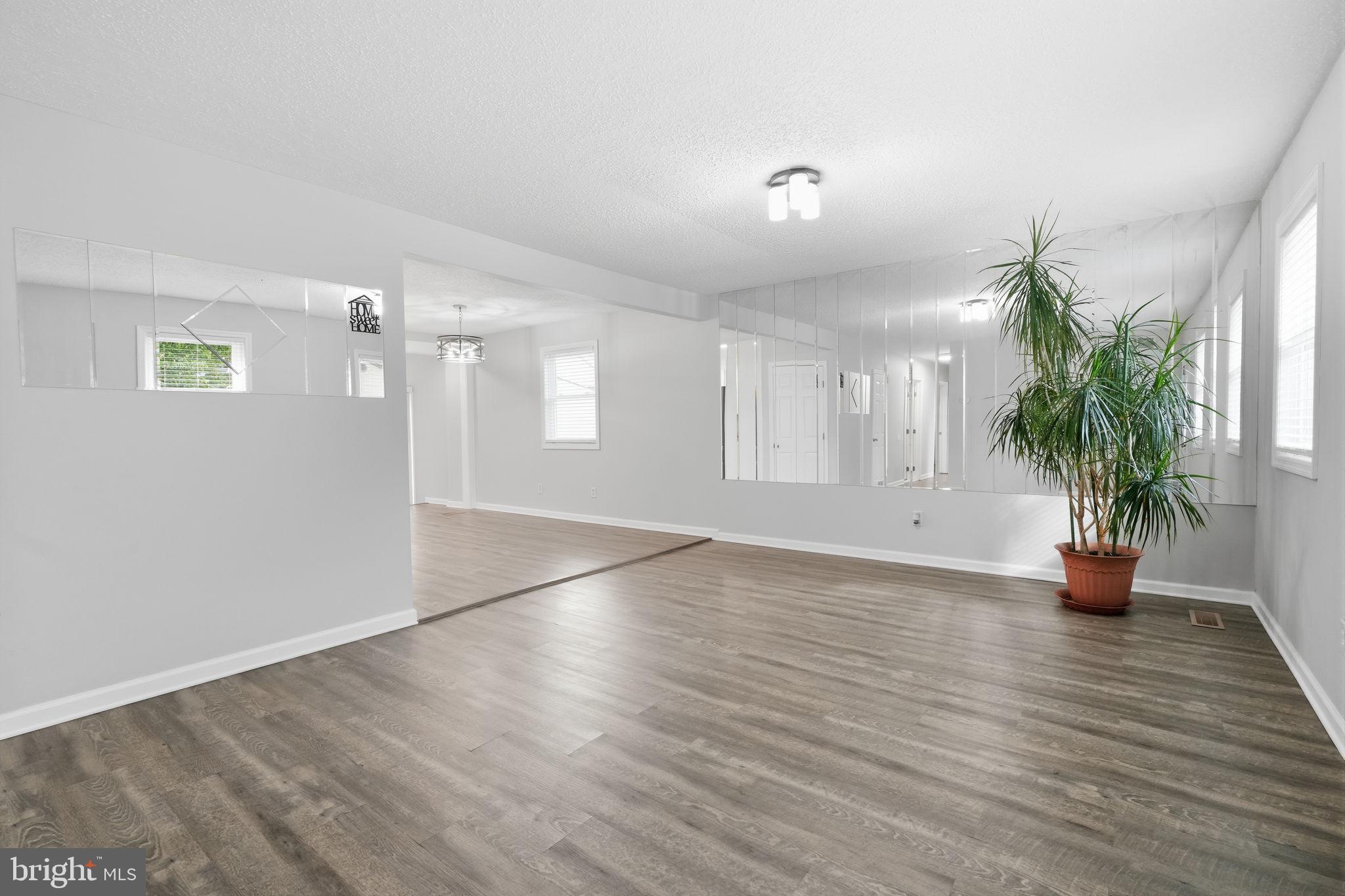 466 HAZEL AVENUE