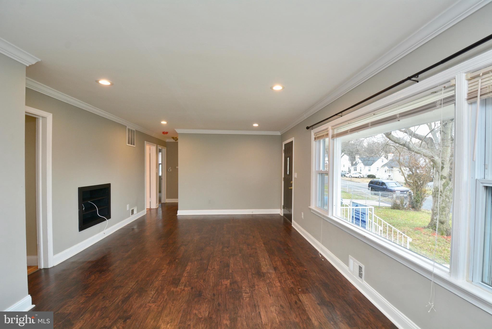 FOREST HEIGHTS - Residential Lease