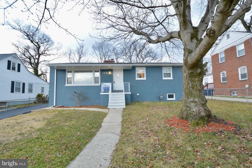 This lovely rambler boasts 5 generously size bed bedrooms, 2 full baths. 
Old Town Walking distance to the MGM, Tanger Outlets and National Harbor! Take the water taxi to Old Town, Amazon HQ2, Wharf, Nationals Stadium or Georgetown. Easy access to Beltway and 295. Only a few miles to DC.
The pictures are 4 years old.