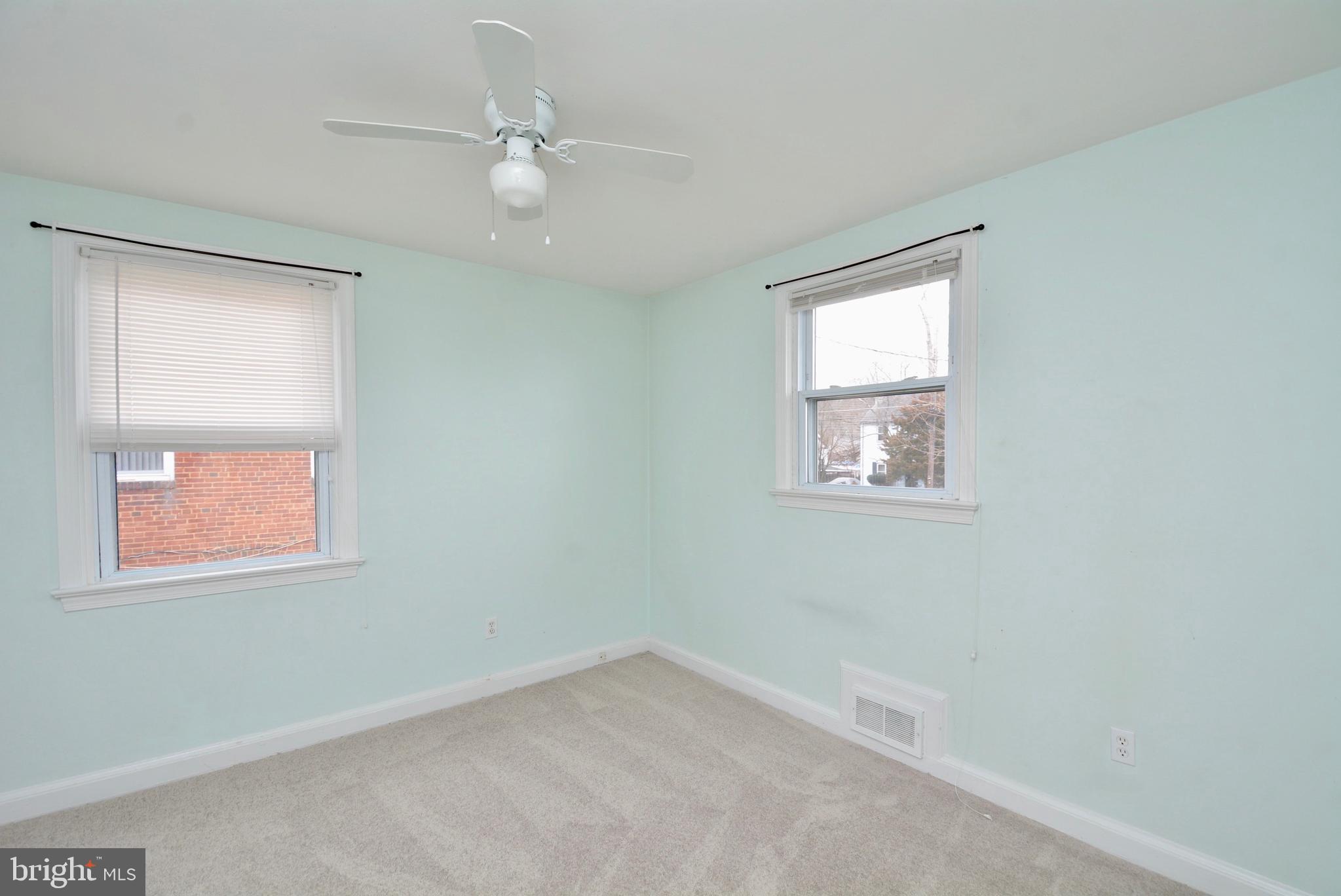 FOREST HEIGHTS - Residential Lease