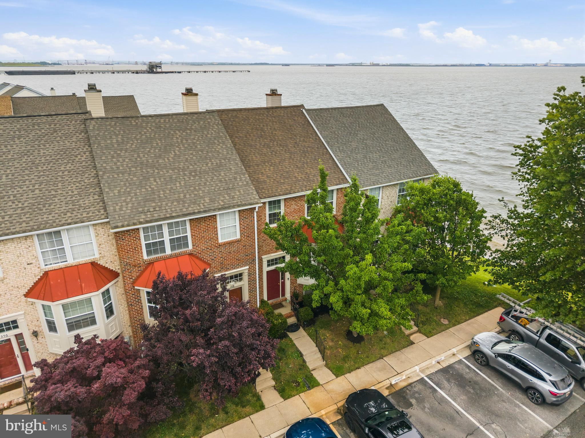 STONEY BEACH - Residential