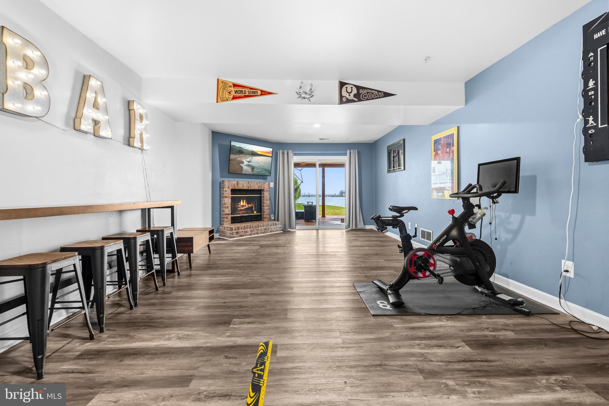 STONEY BEACH - Residential