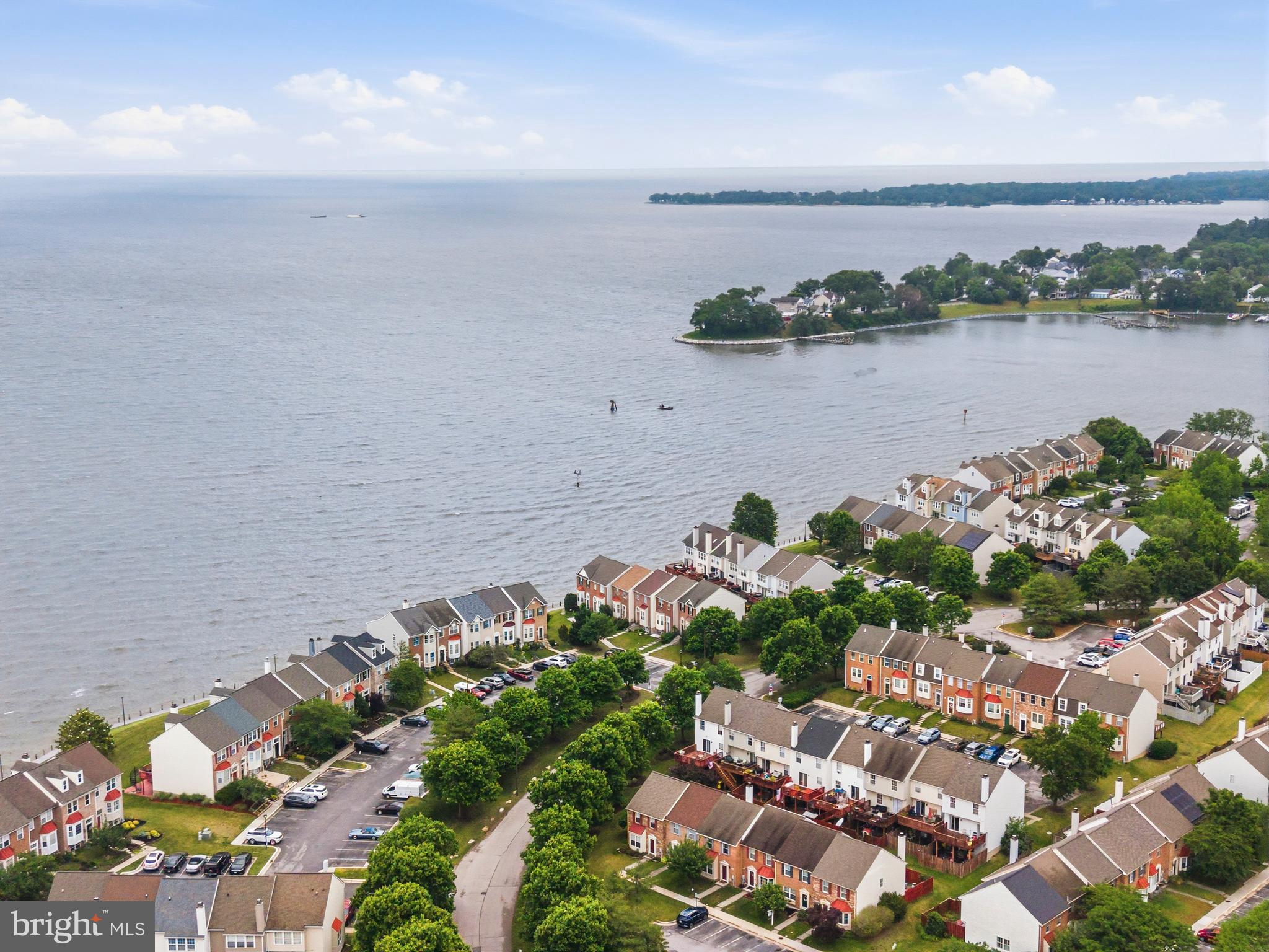 STONEY BEACH - Residential