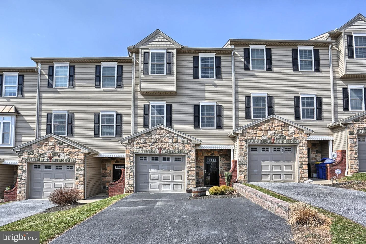 721 S 82nd Street, Harrisburg, PA 17111
