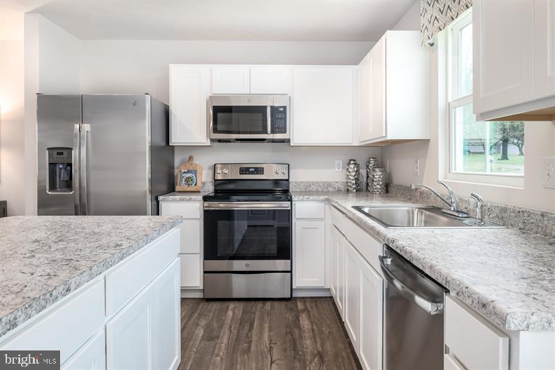 RIDGELY FOREST - Residential