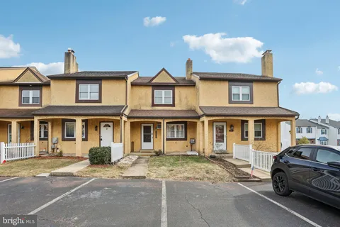 2402 Walnut Ridge Estate, Pottstown, PA 19464 - MLS#: PAMC2165702