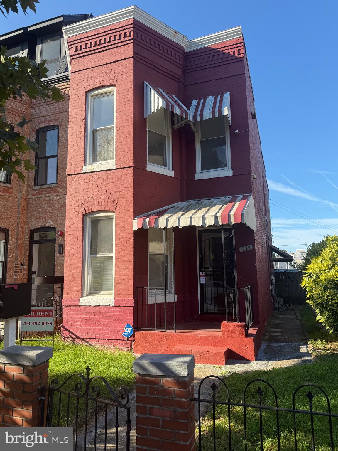 1249 MORSE STREET NE