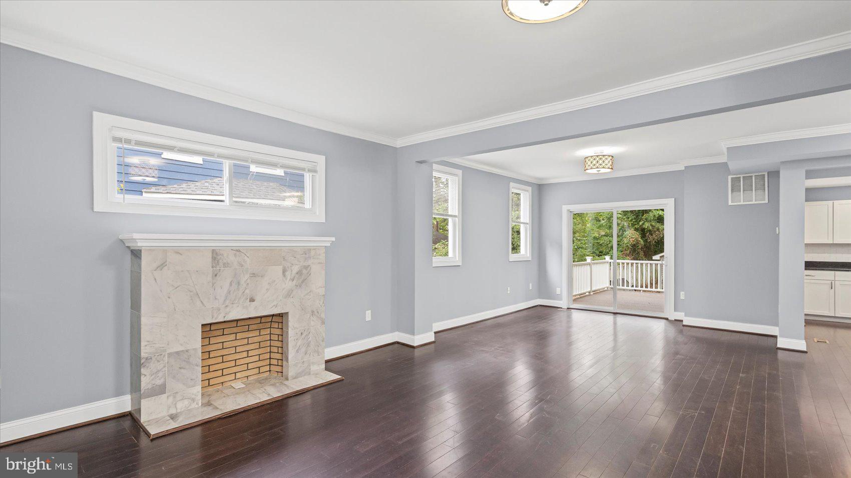 HOWARD PARK - Residential