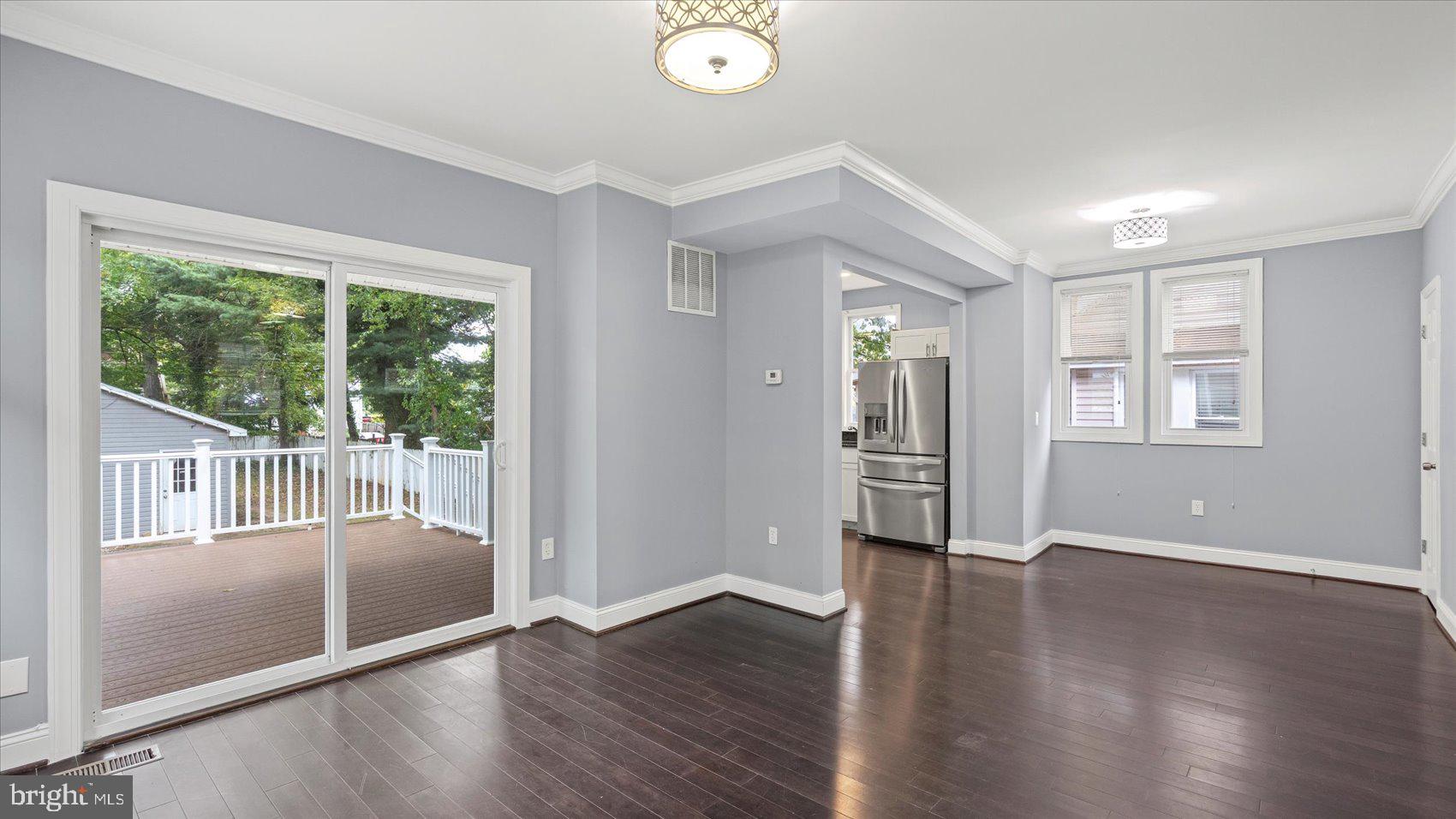HOWARD PARK - Residential