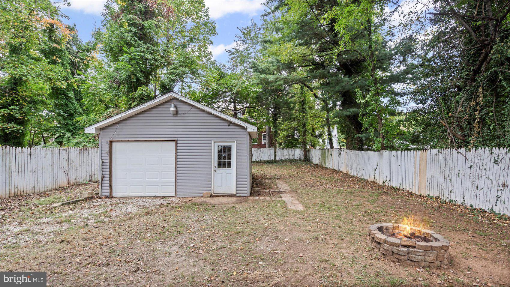 HOWARD PARK - Residential