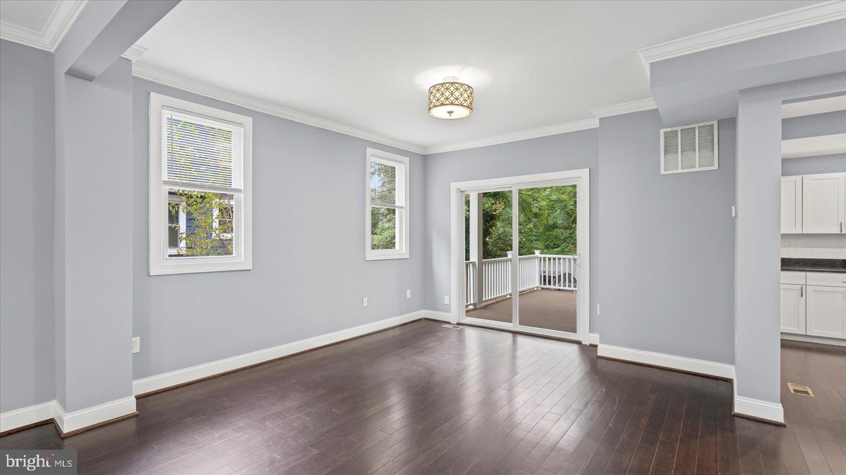 HOWARD PARK - Residential