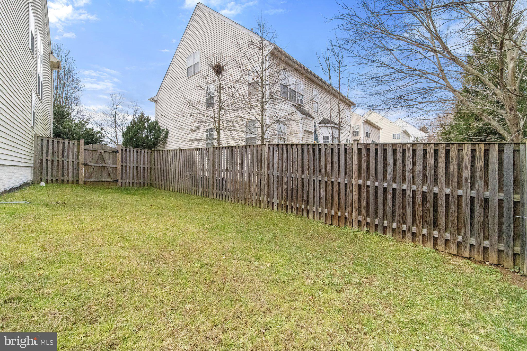 LOCHEWOOD - Residential