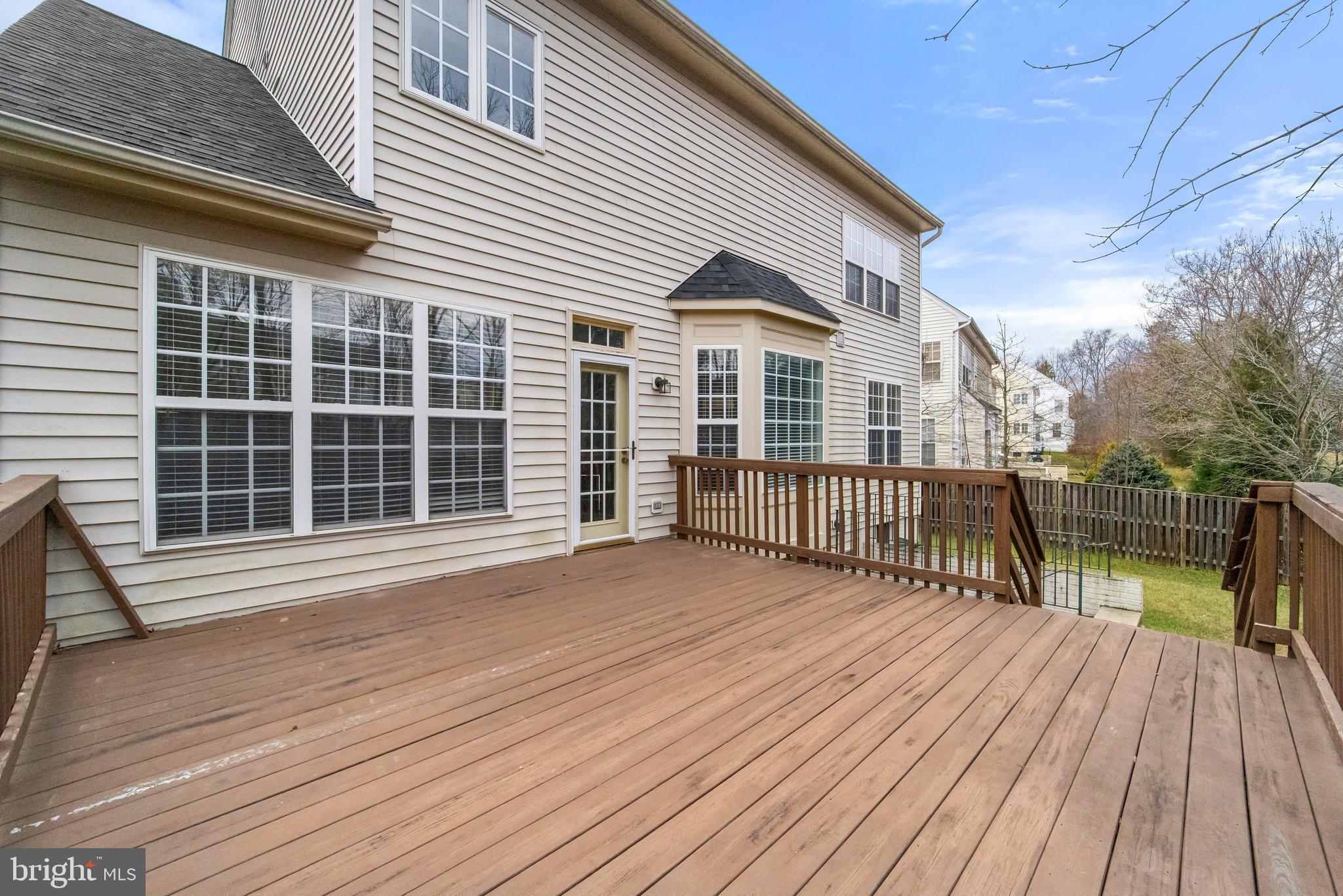 LOCHEWOOD - Residential