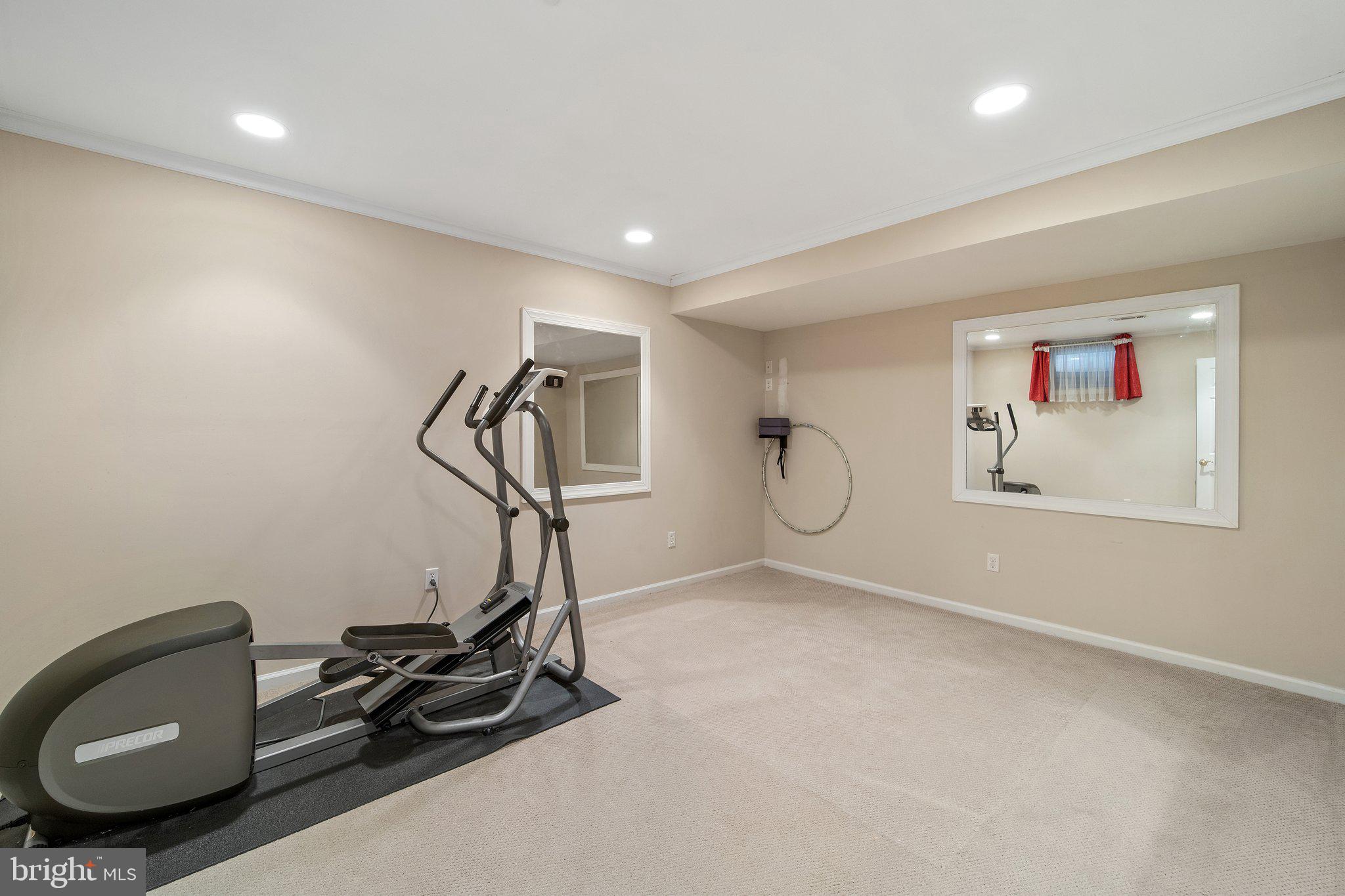 LOCHEWOOD - Residential