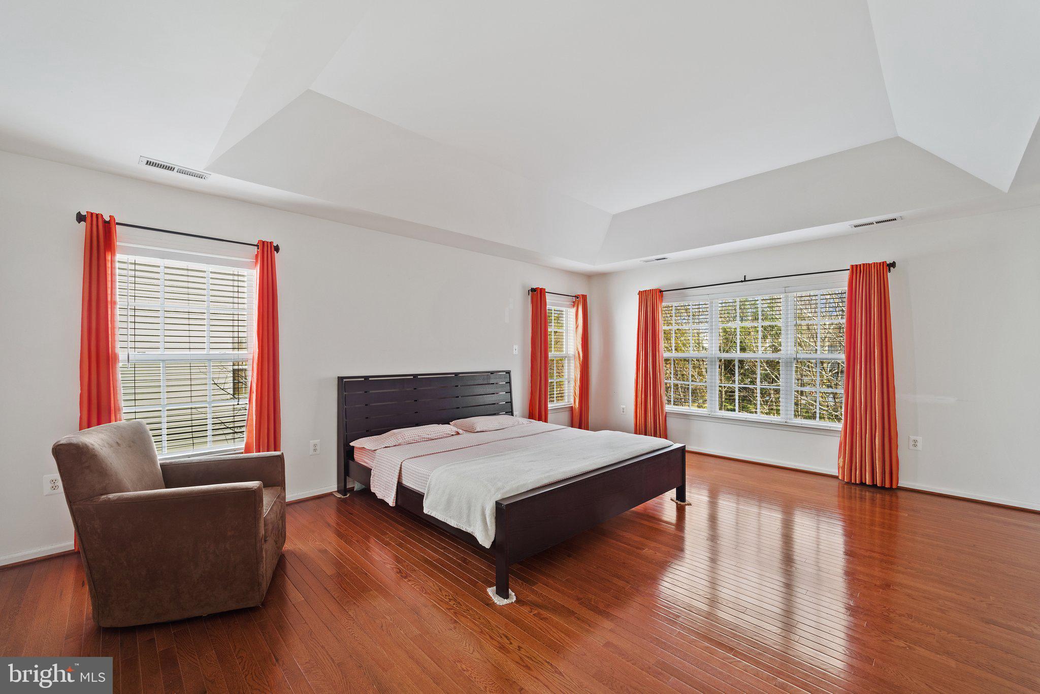 LOCHEWOOD - Residential