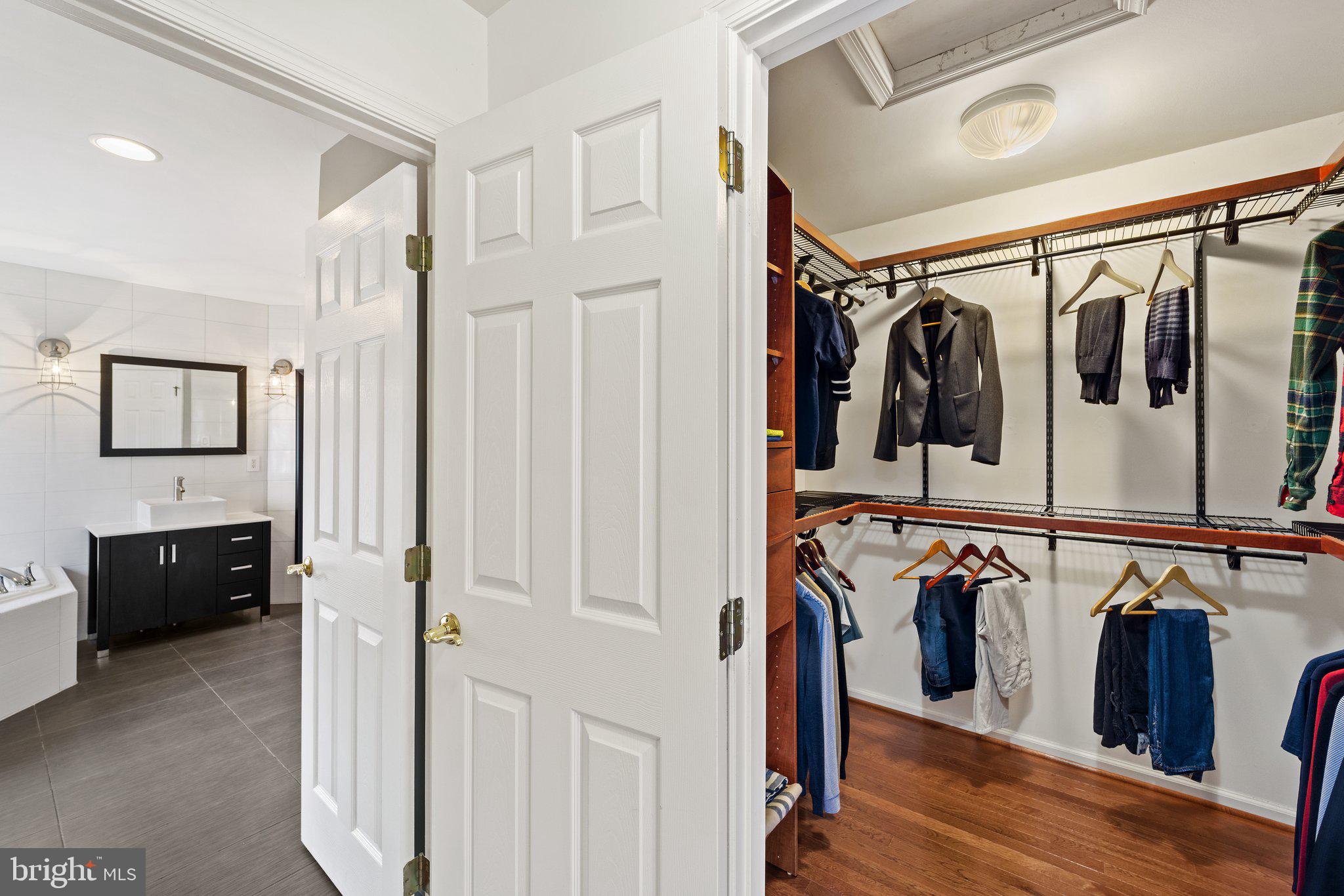 LOCHEWOOD - Residential