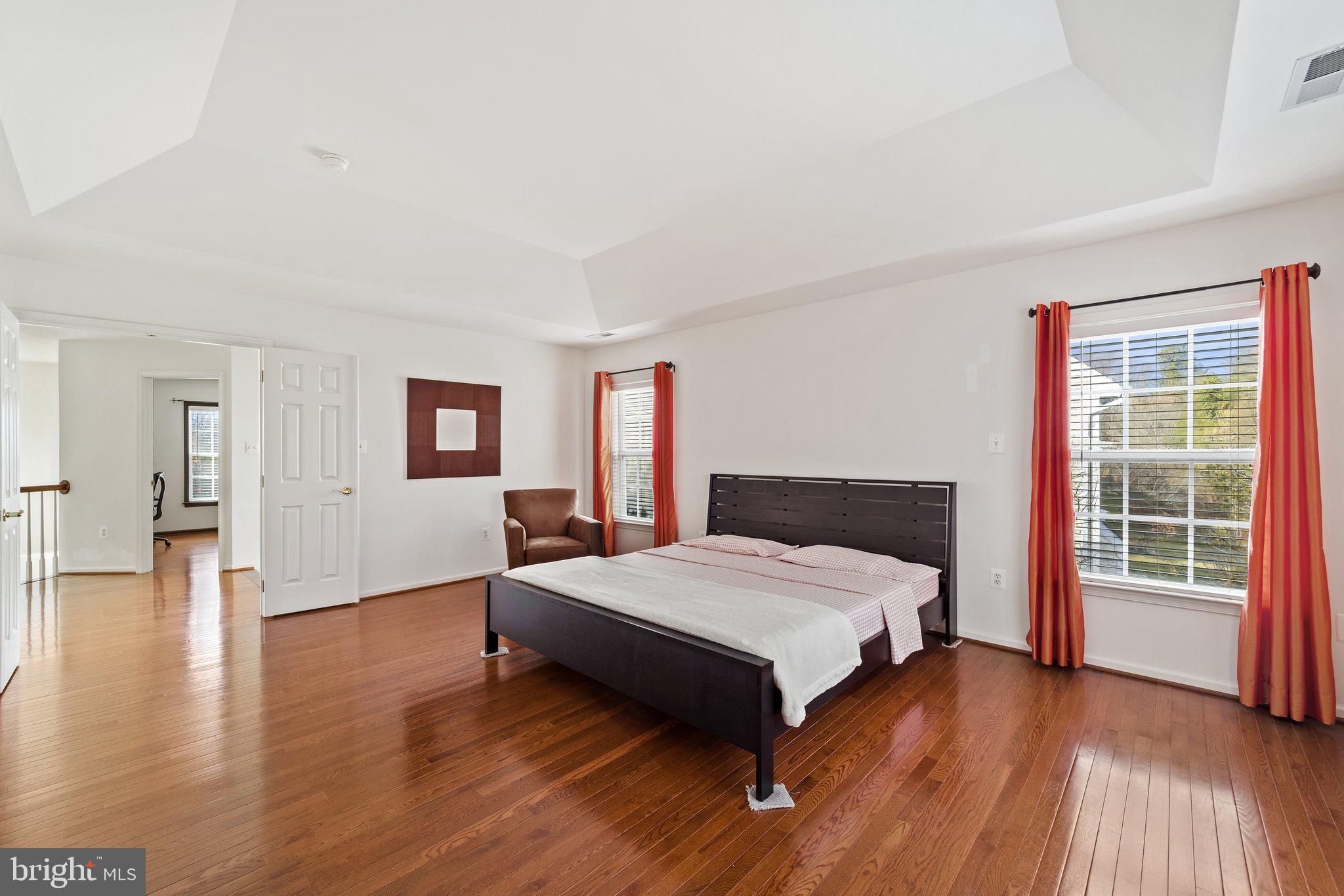 LOCHEWOOD - Residential