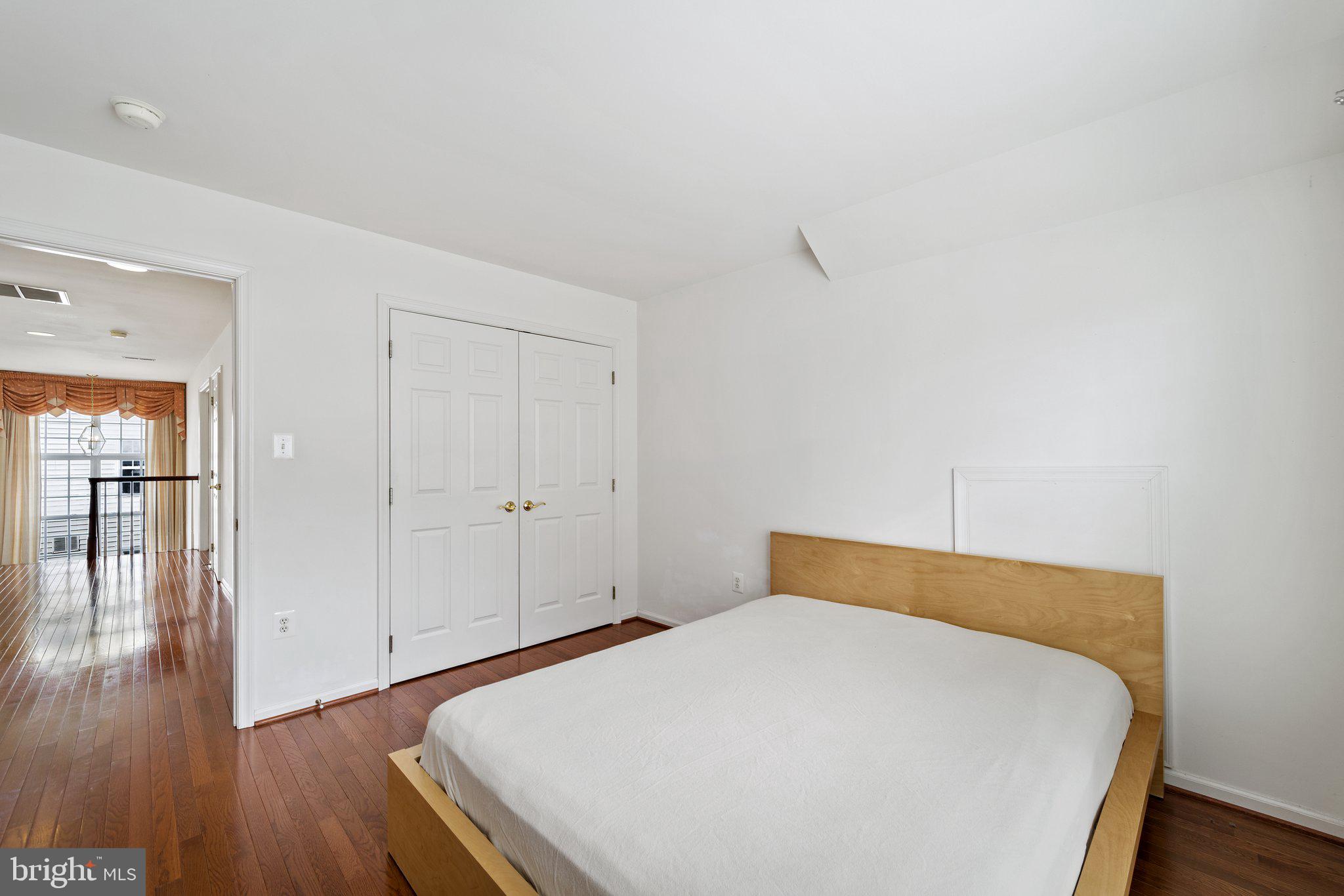 LOCHEWOOD - Residential