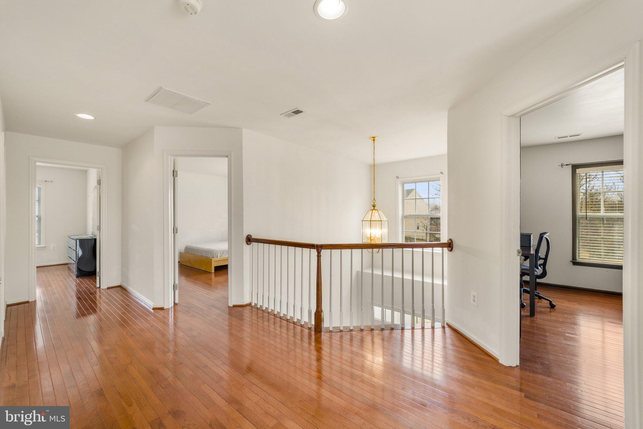 LOCHEWOOD - Residential