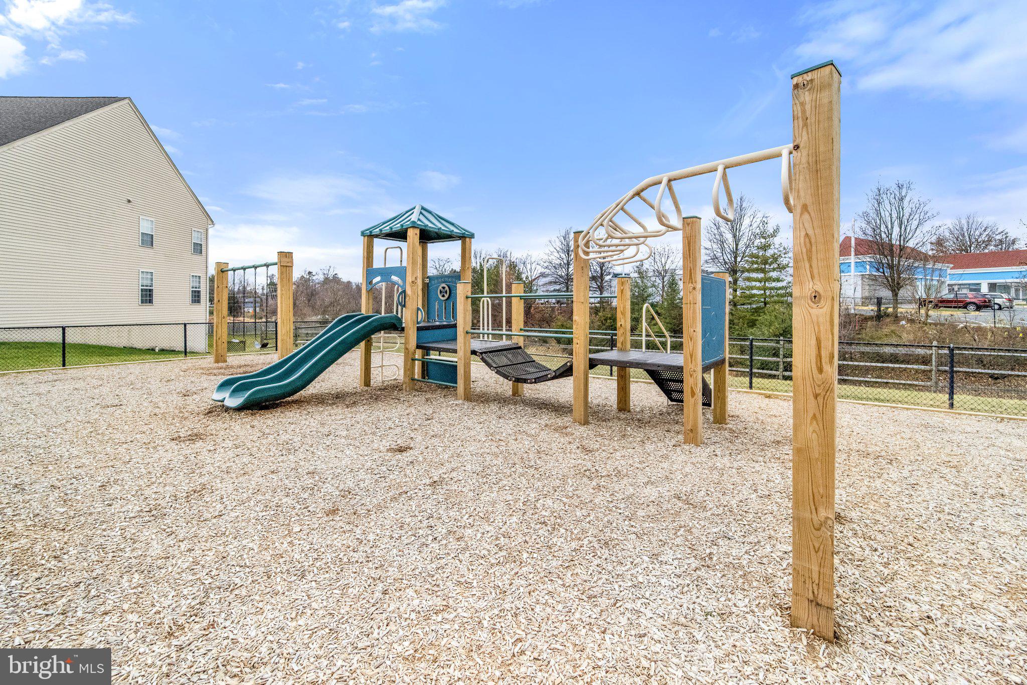 LOCHEWOOD - Residential