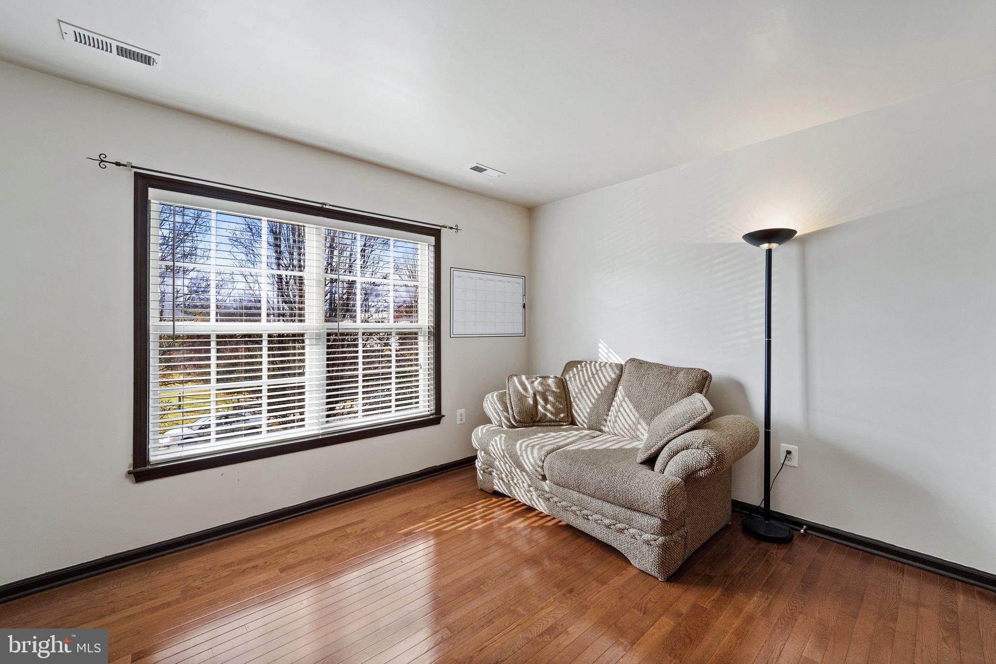 LOCHEWOOD - Residential