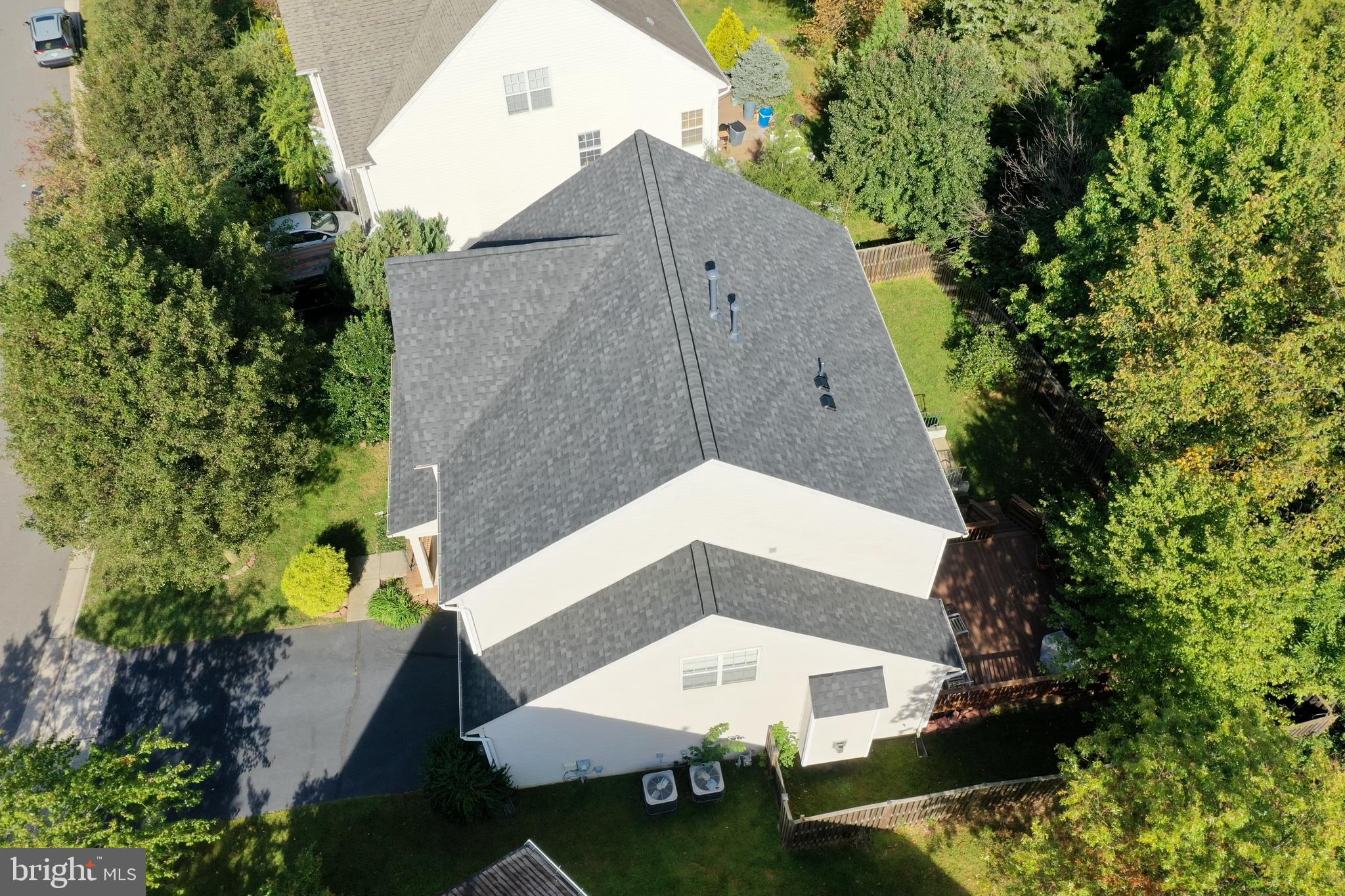 LOCHEWOOD - Residential