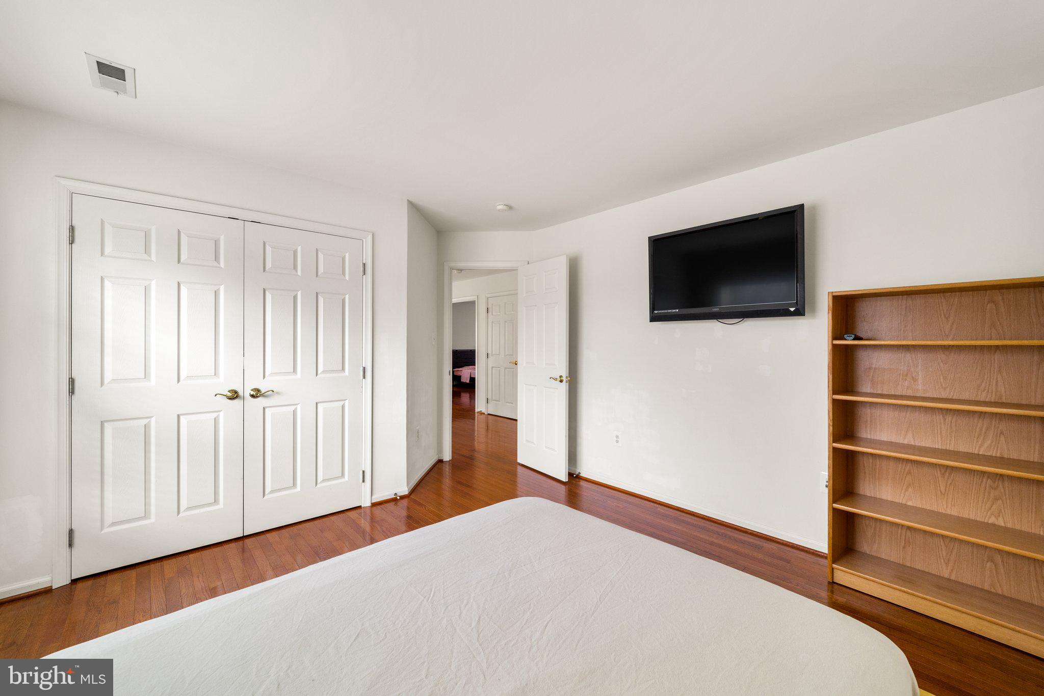 LOCHEWOOD - Residential