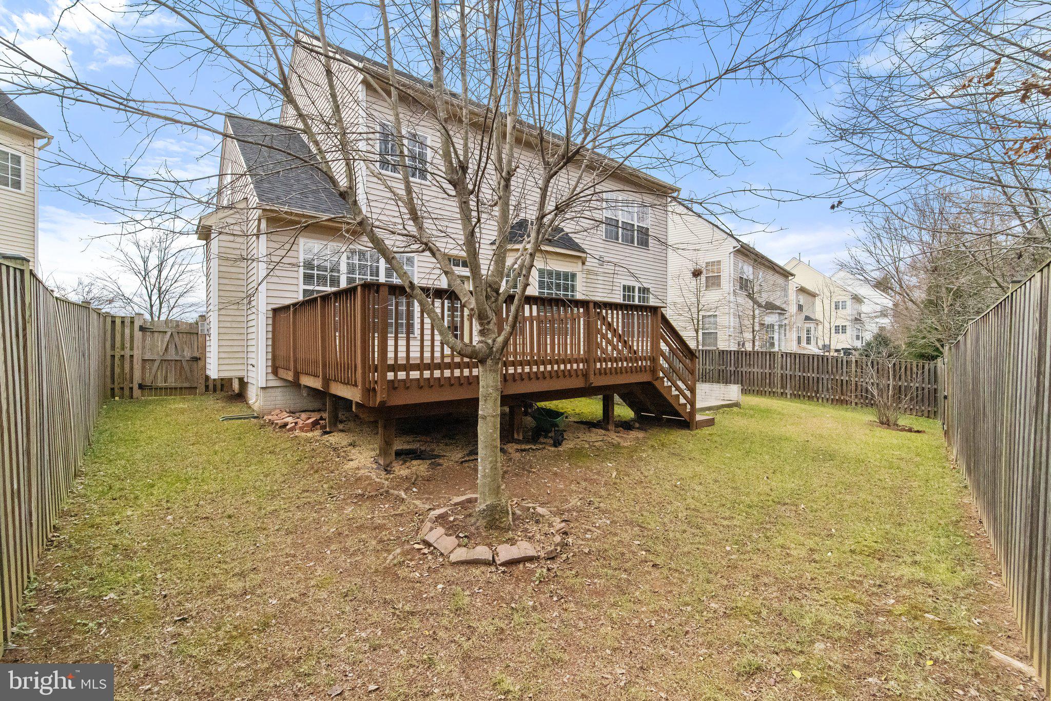 LOCHEWOOD - Residential