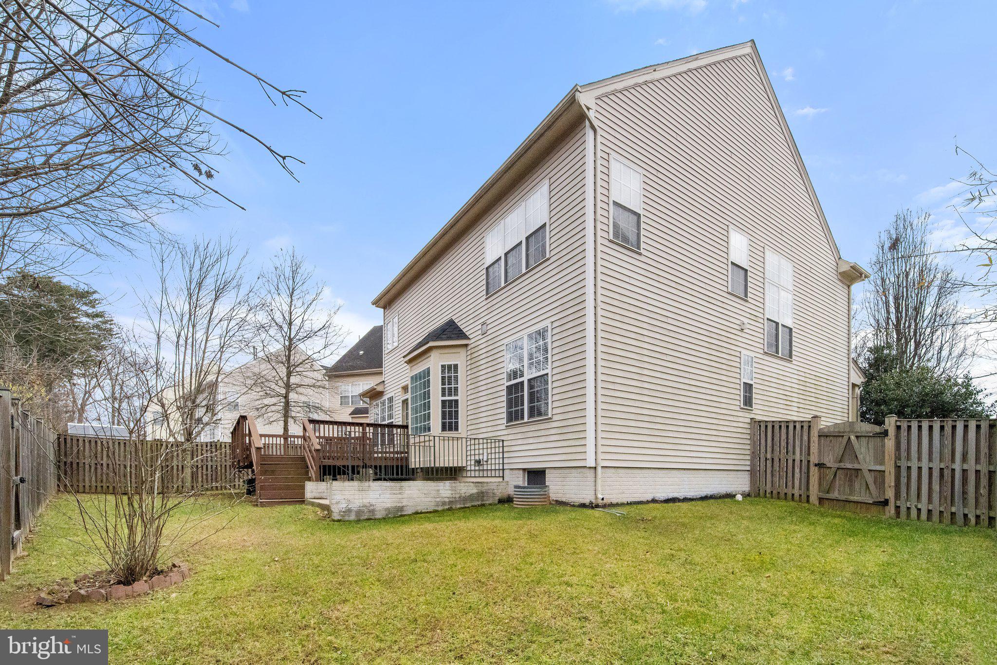 LOCHEWOOD - Residential