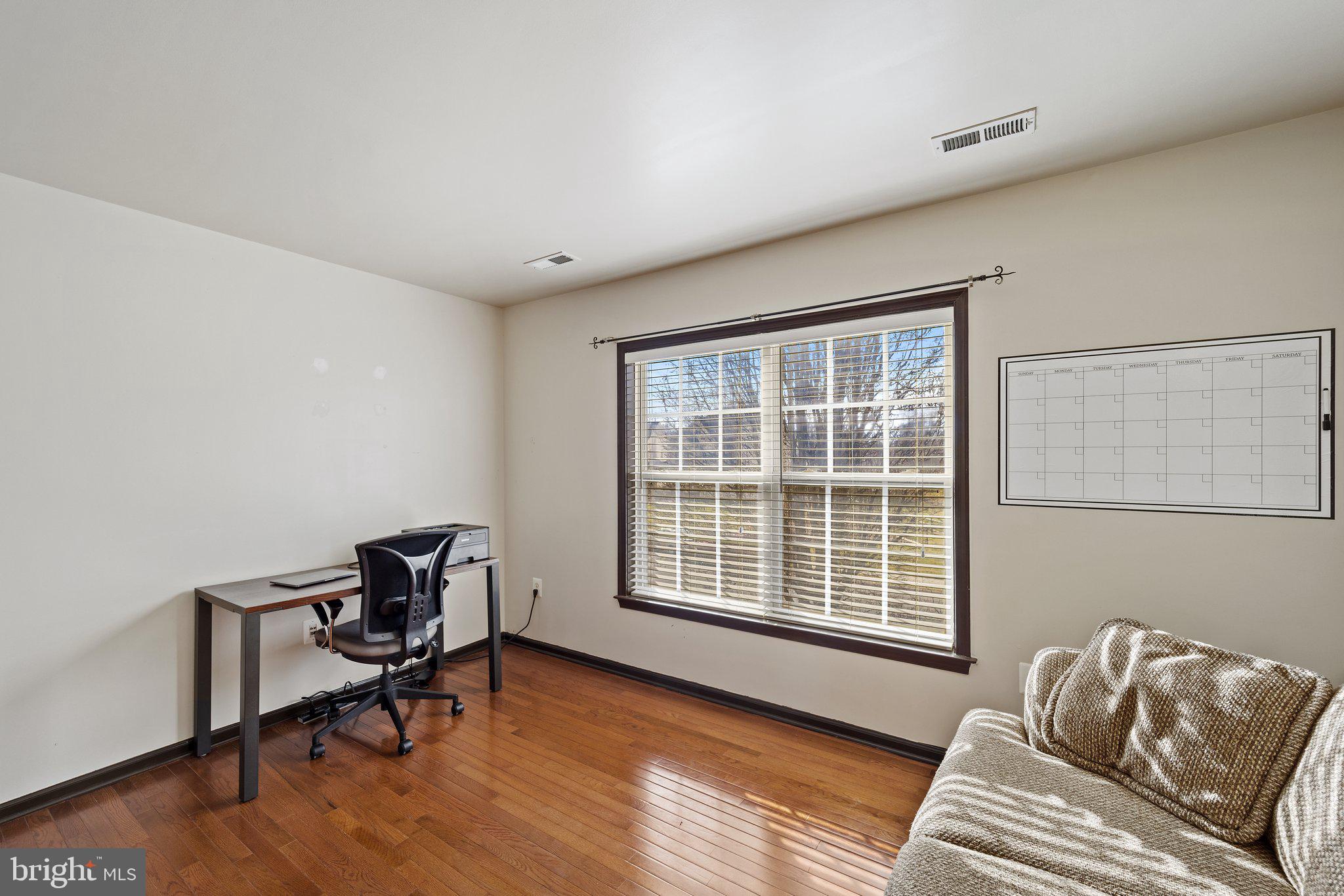 LOCHEWOOD - Residential