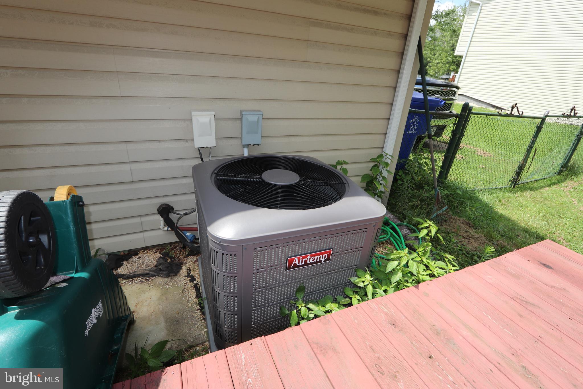 ST CHARLES - CARRINGTON - Residential