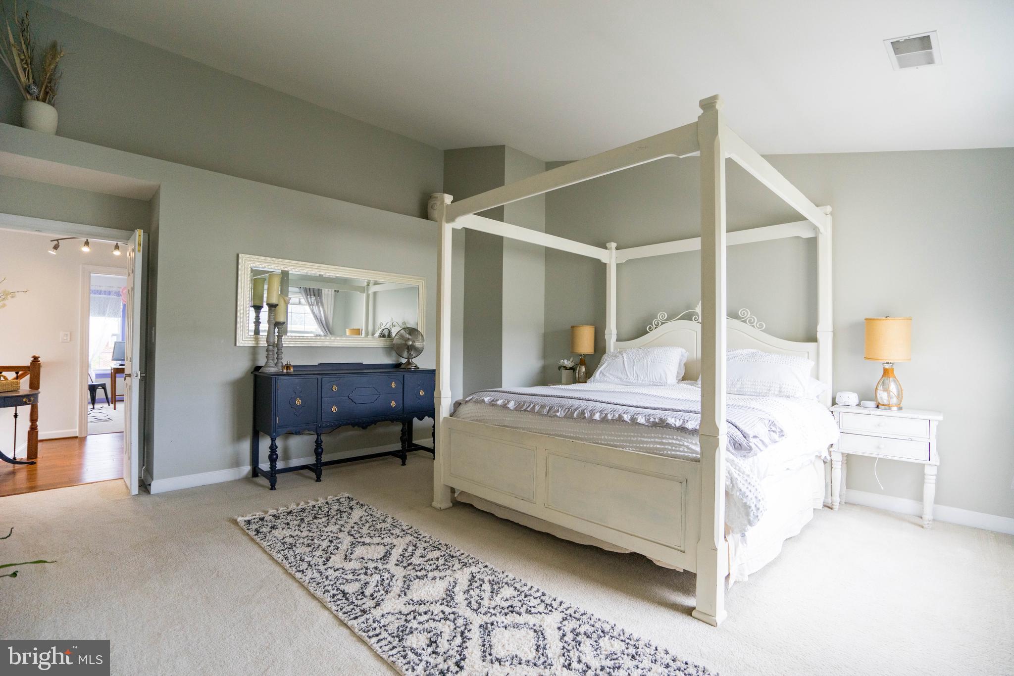 WESTMARKET - Residential