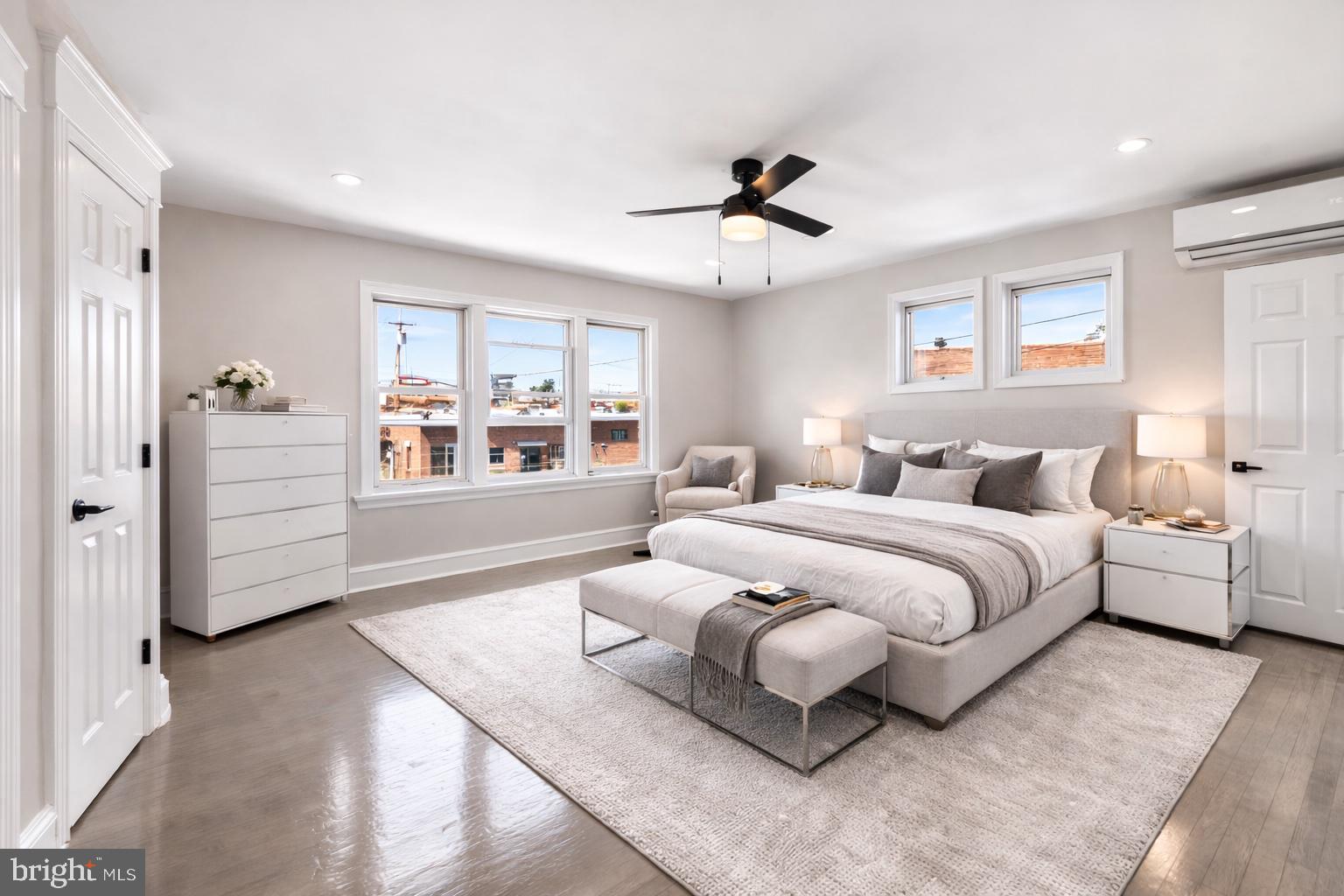 WEST OAK LANE - Residential