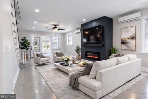 Townhouse For Sale - 2414 77th Avenue<br/> PHILADELPHIA, PA 19150