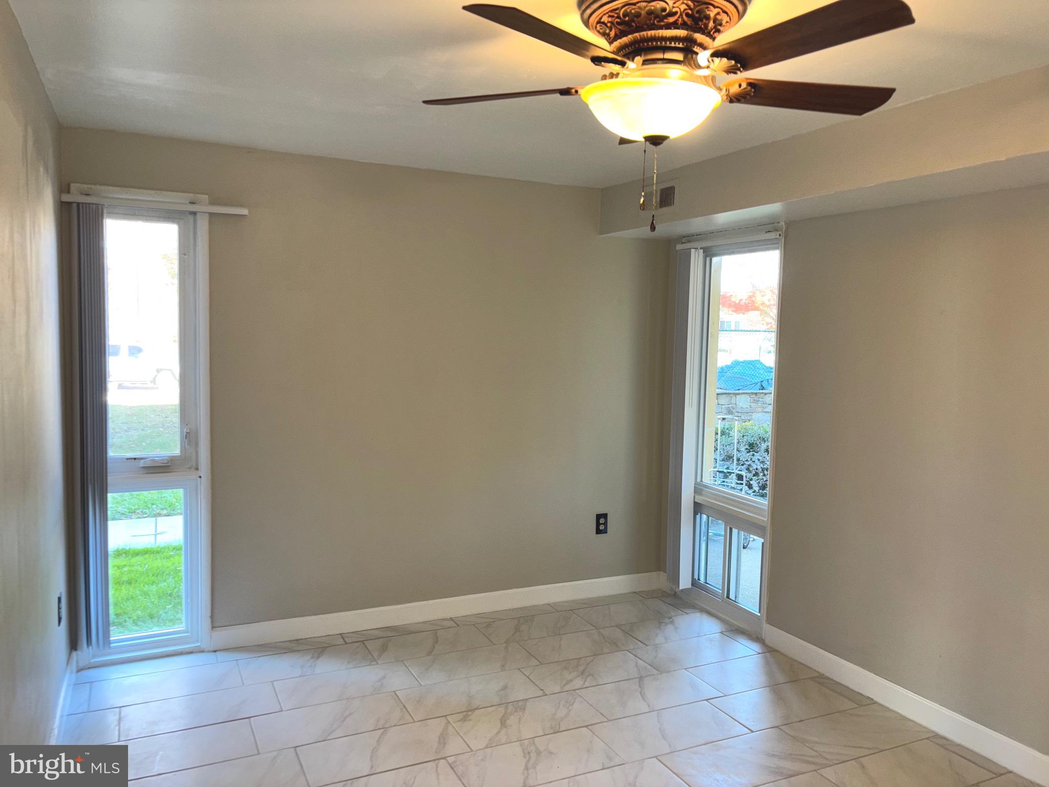 HOLLY HILL - Residential