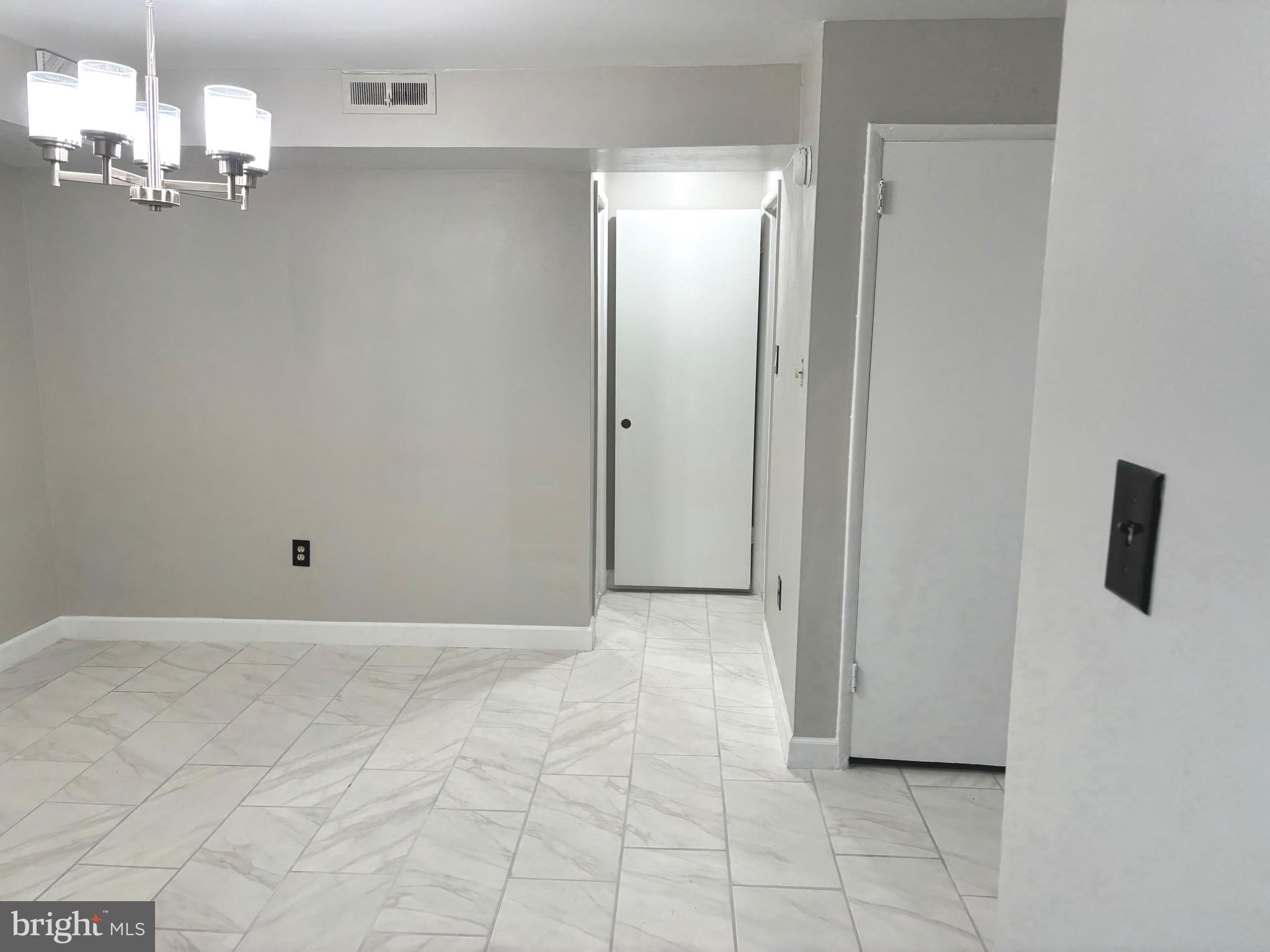 HOLLY HILL - Residential