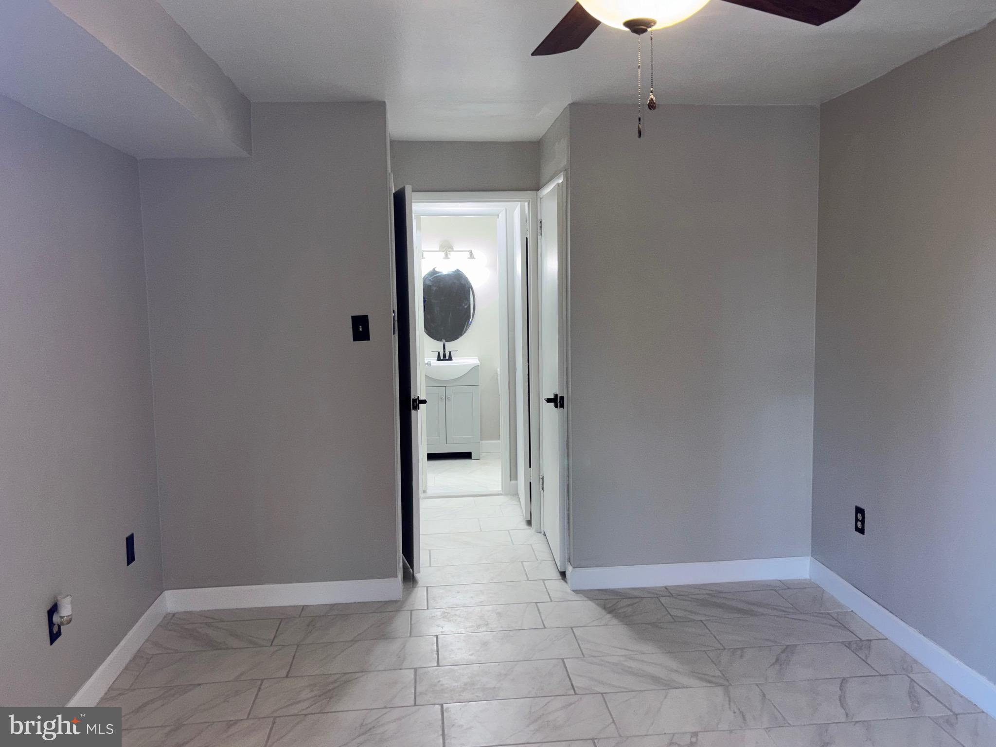 HOLLY HILL - Residential