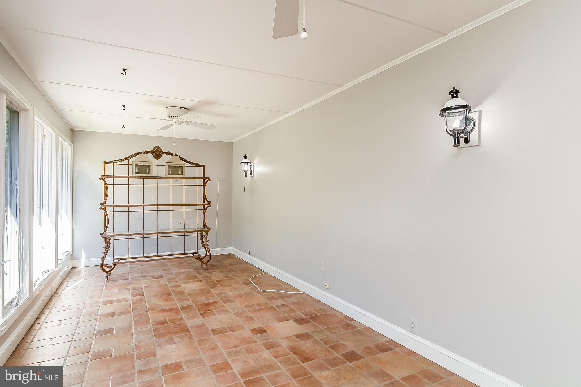 GLEN ARM - Residential Lease