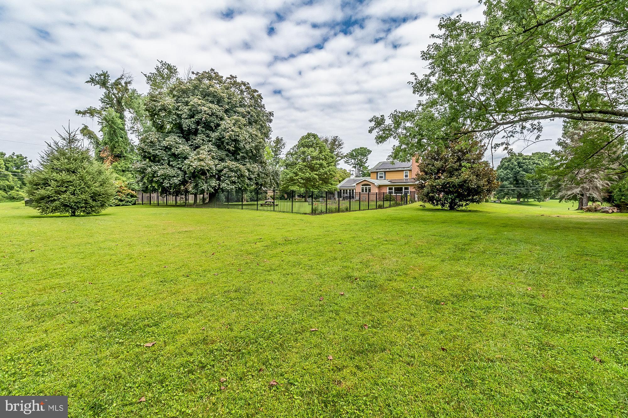 GLEN ARM - Residential Lease