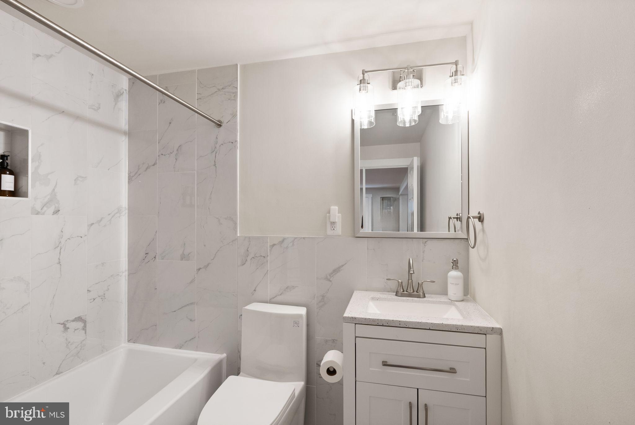 ANNANDALE ACRES - Residential