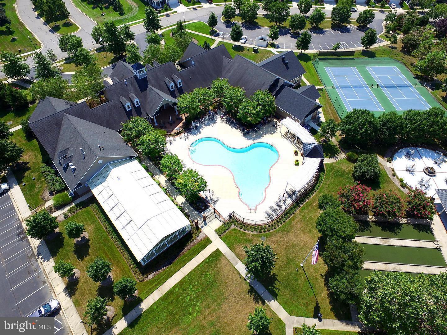 SYMPHONY VILLAGE AT CENTREVILLE - Residential